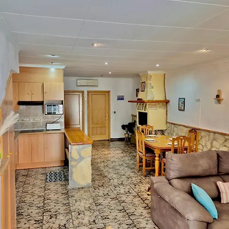 Casa Caloret 2min De La Playa Y Del Centro